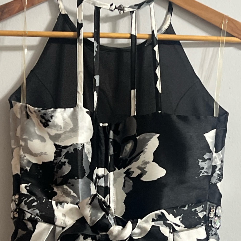 Speechless Black and White Floral Kids Dress - Picture 5 of 6